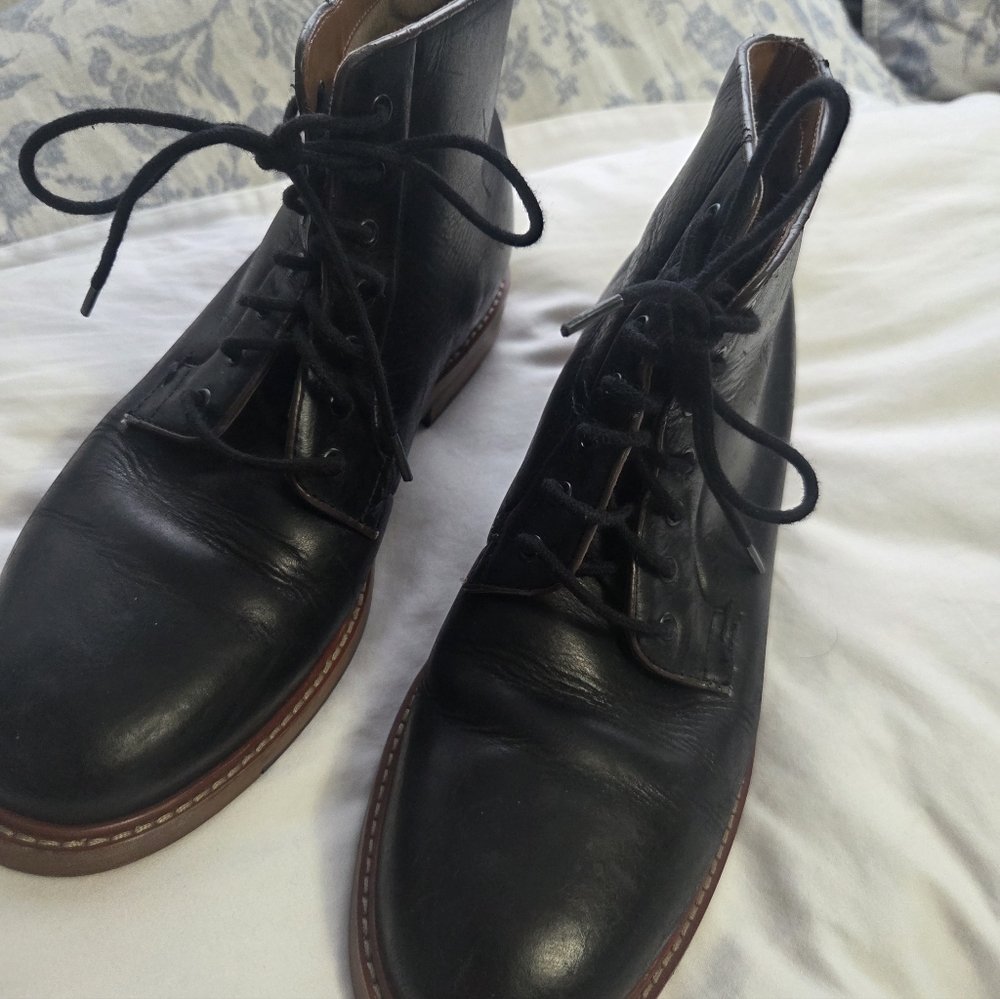 Aldo Black Leather Lace-Up Ankle Boots with Brown Welt